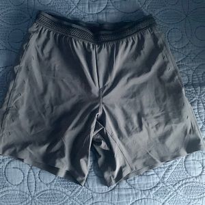 Men’s Ten Thousand 7” Medium Session Short